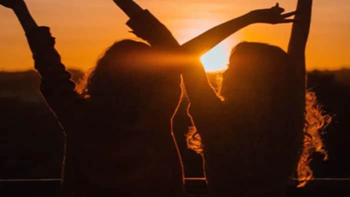 Jak działa depilator? Poznaj tajniki skutecznej depilacji i unikaj bólu