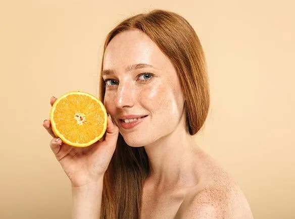 Jak stosować peeling do twarzy, aby uniknąć podrażnień i błędów Jak stosować peeling do twarzy, aby uniknąć podrażnień i błędów