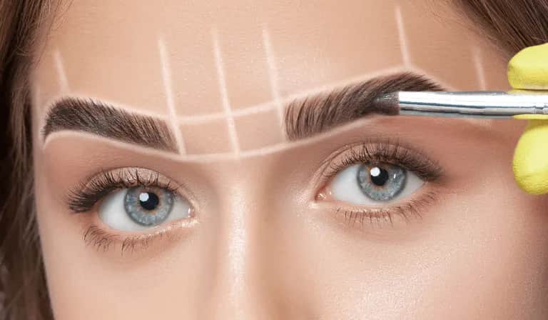 Jak zrobić kształt brwi, aby uniknąć karykaturalnego efektu?